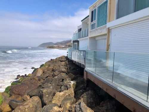 Seaside residences with glass balconies